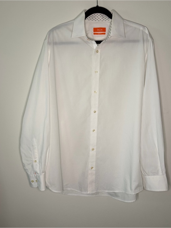 TALLIA Other - TALLIA Men's White Dress Shirt slim fit with Spread Collar, 16,5
